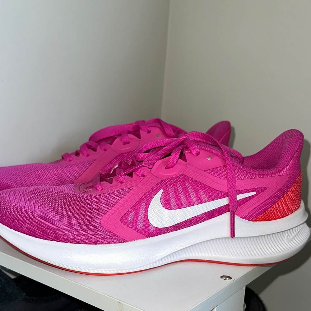 Nike Women's DownShifter Bright Pink Athletic Shoes